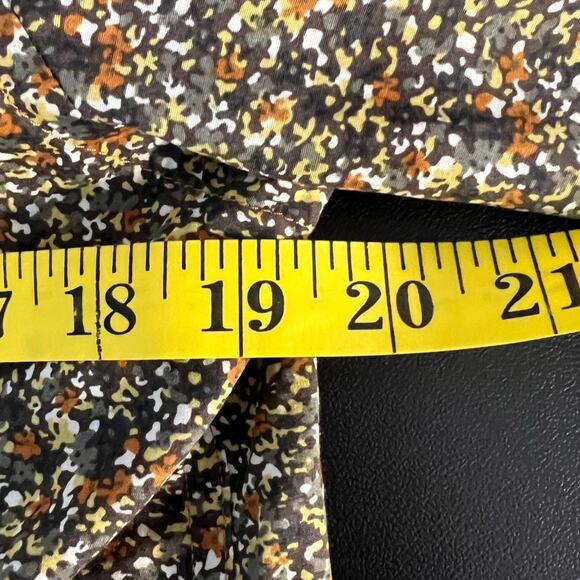 Structure Collection Neutral Color Ditzy Print Slim Fit Button Down Size M - Picture 8 of 9